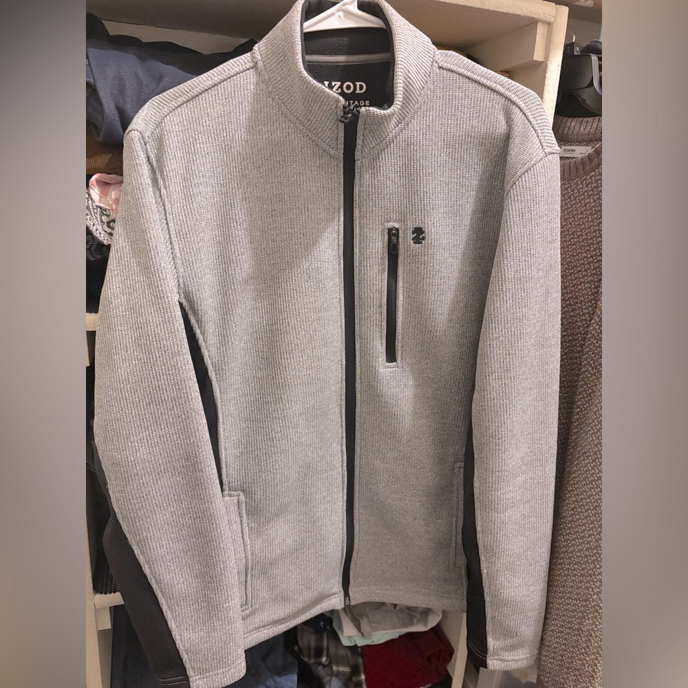 IZOD Men’s Shaker Fleece Jacket - Picture 2 of 3